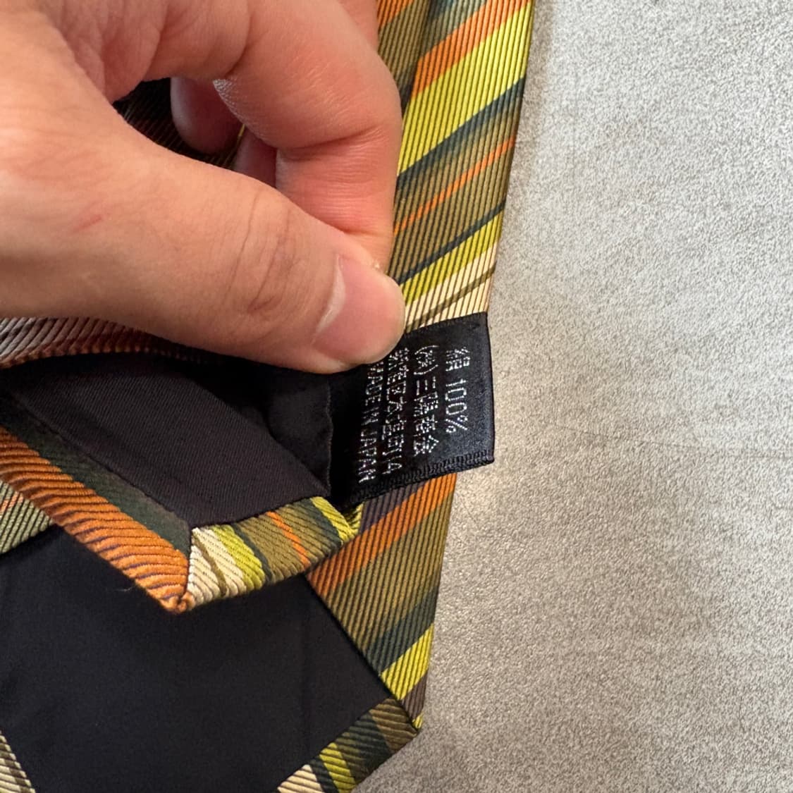 80년대 생산 버버리 블랙 라벨 넥타이 상품이미지6