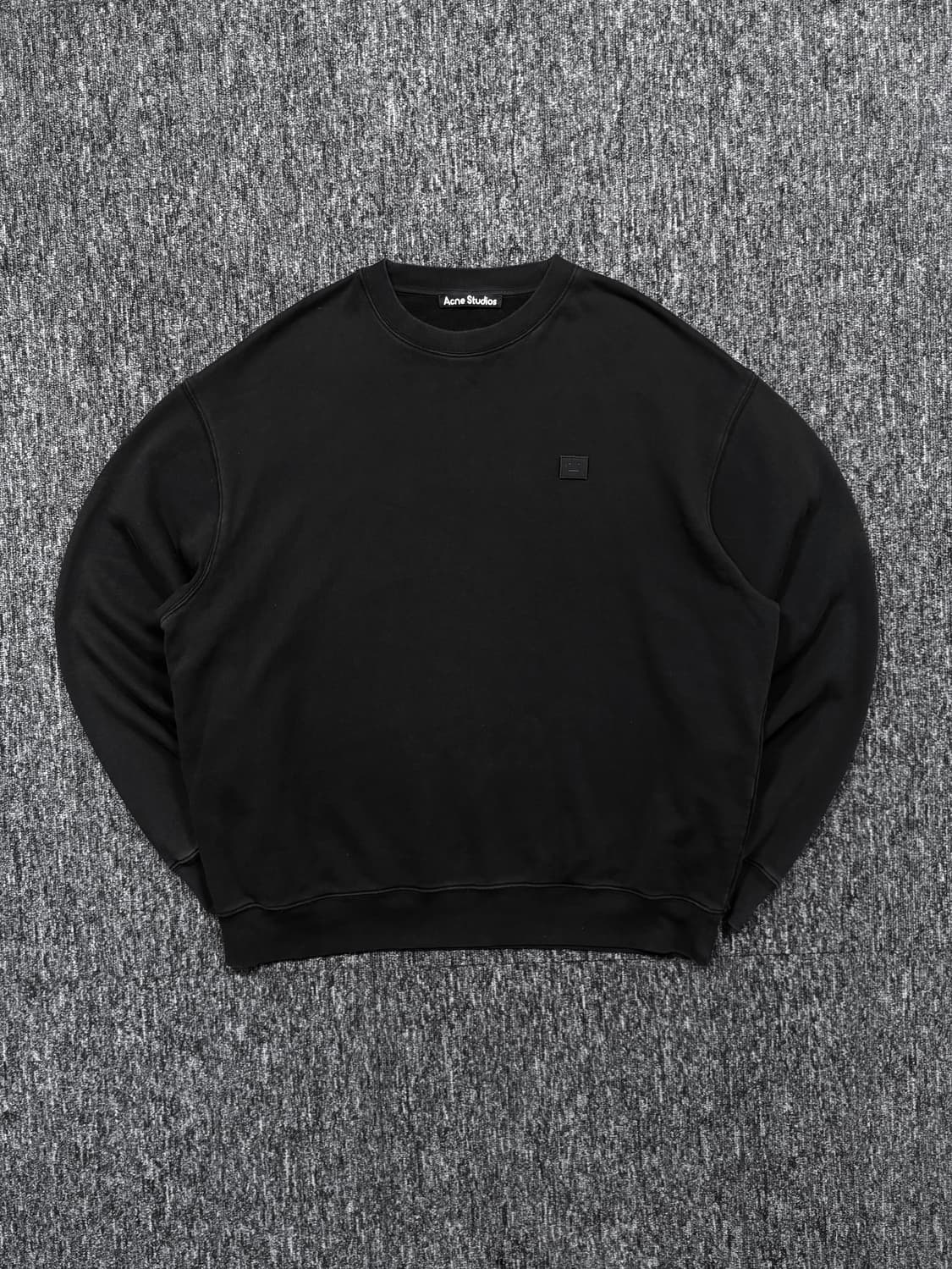 아크네 스튜디오 페어뷰 페이스 블랙 맨투맨 상품이미지4