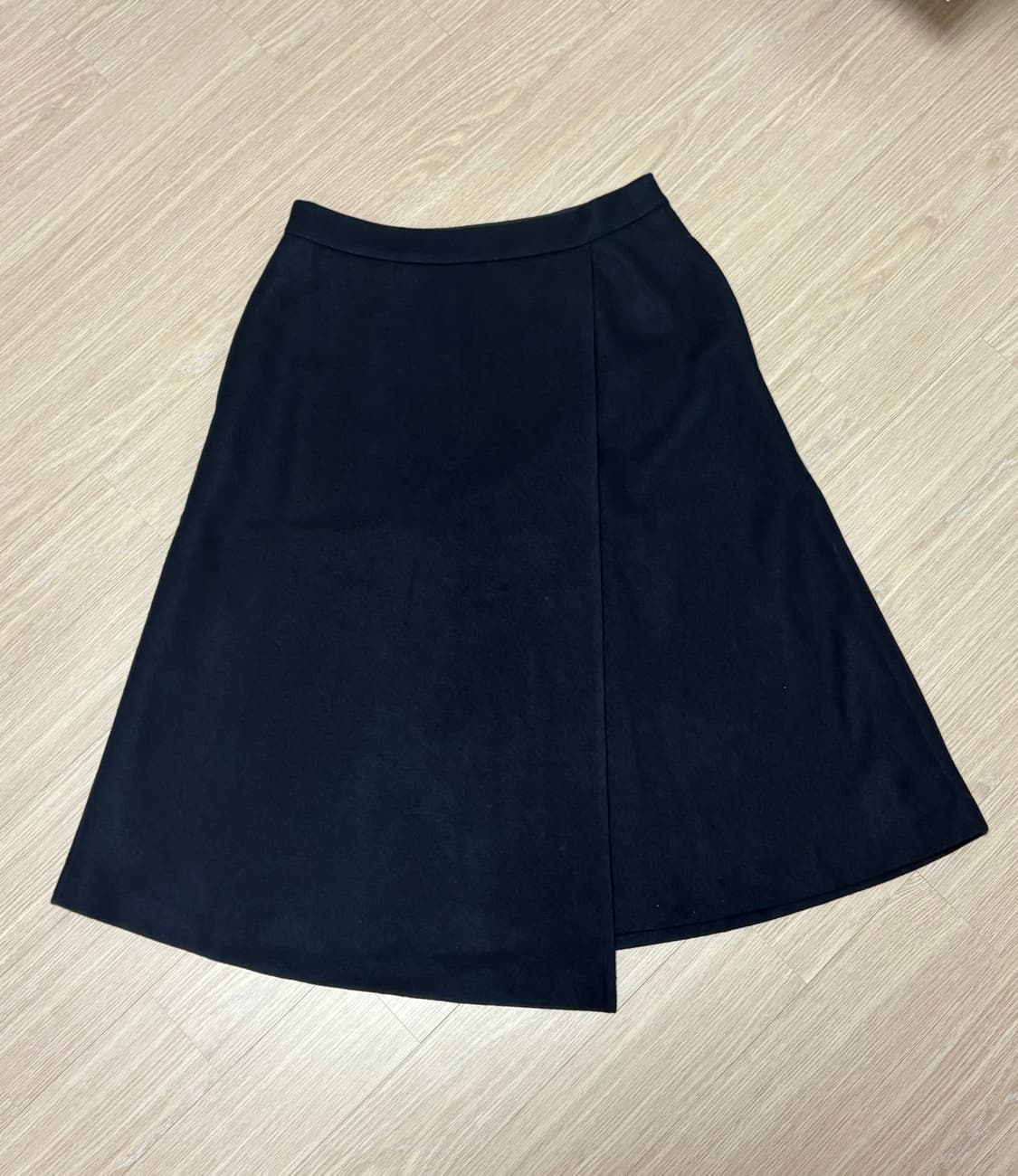 원가 31만원 / 매킨토시 랩스커트 울100% 새상품 상품이미지2