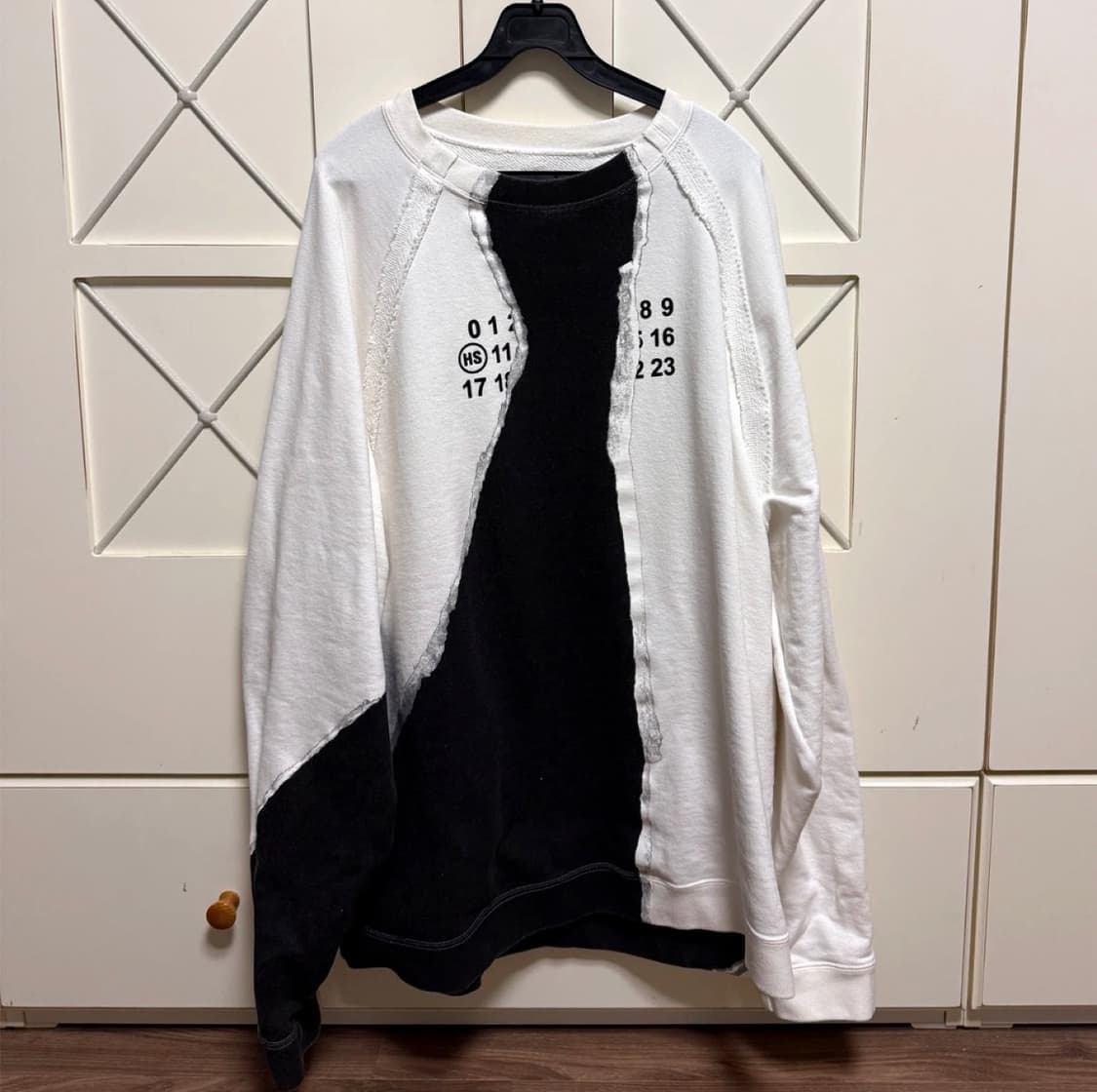 메종 마르지엘라 스웨트셔츠(차은우 착용) 상품이미지2