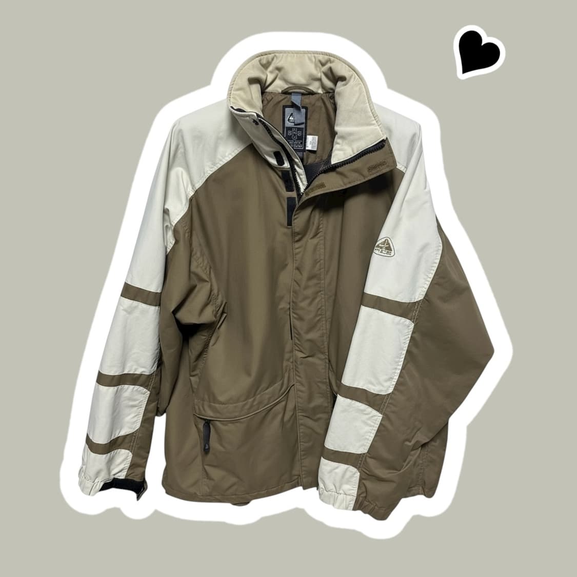 나이키 ACG 올리브카키 바람막이 상품이미지1