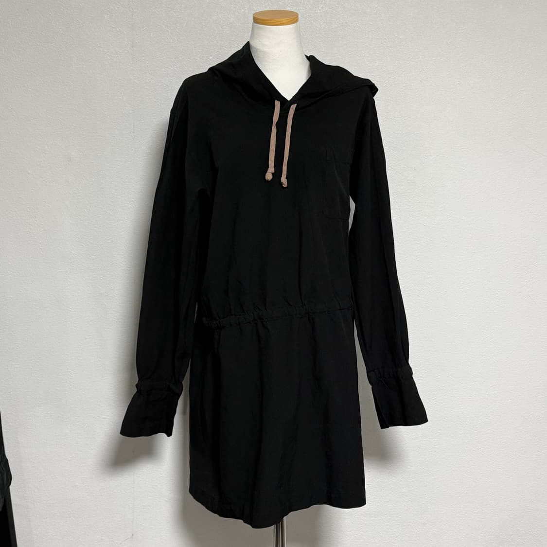 13aw 꼼데가르송 옴므플러스 축융폴리 롱후드 s 상품이미지1