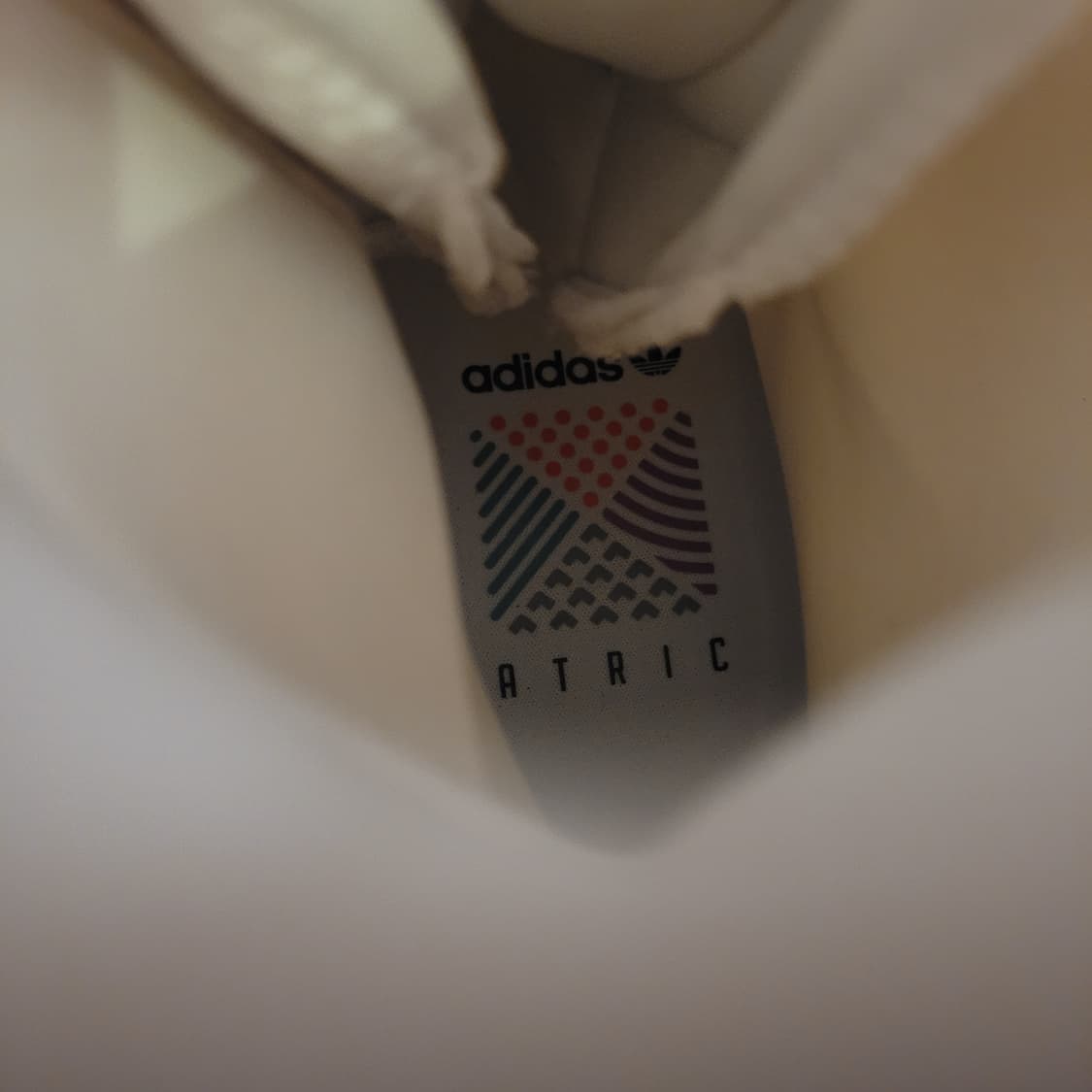 아디다스 BY3007 운동화 250 상품이미지8