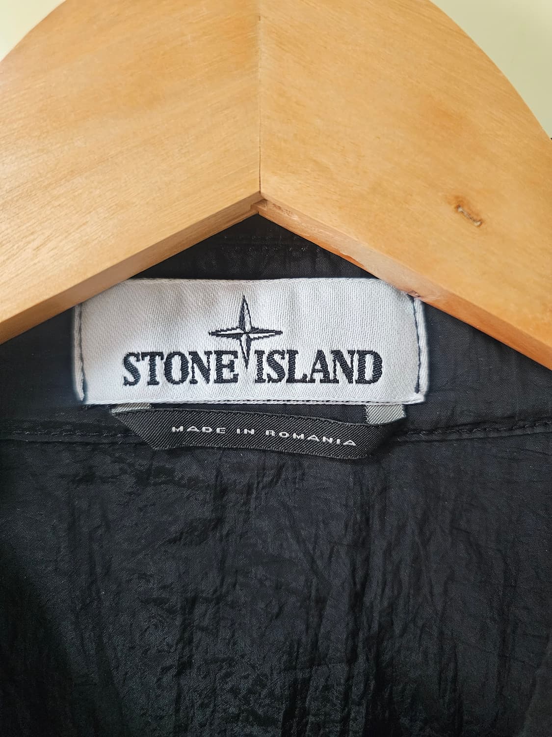 스톤아일랜드 22SS 나일론 메탈 패커블 오버셔츠 상품이미지3