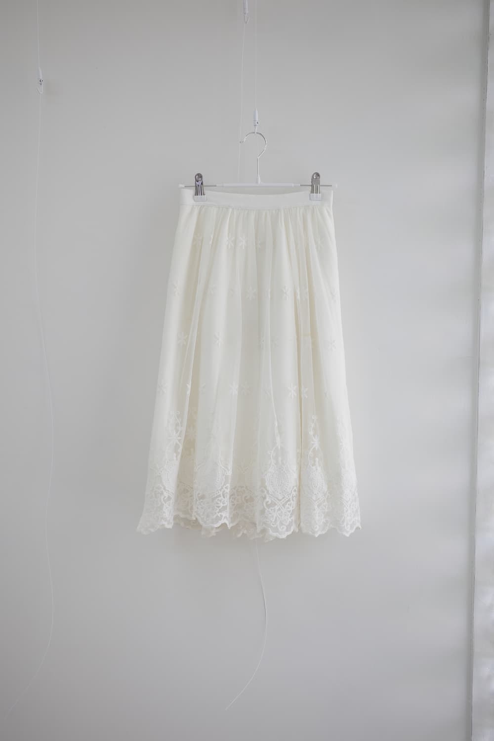 Cream white lace banding skirt 상품이미지1