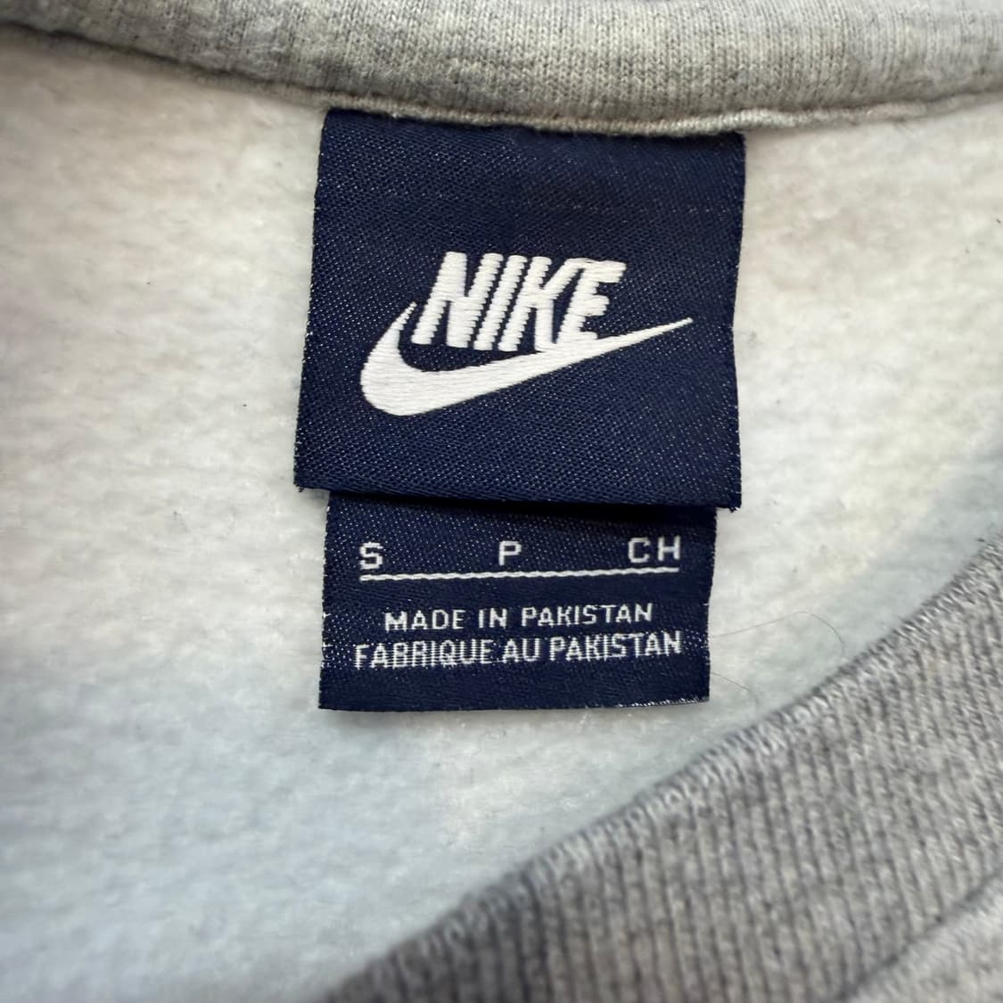 Nike 베이직 그레이 맨투맨  상품이미지3