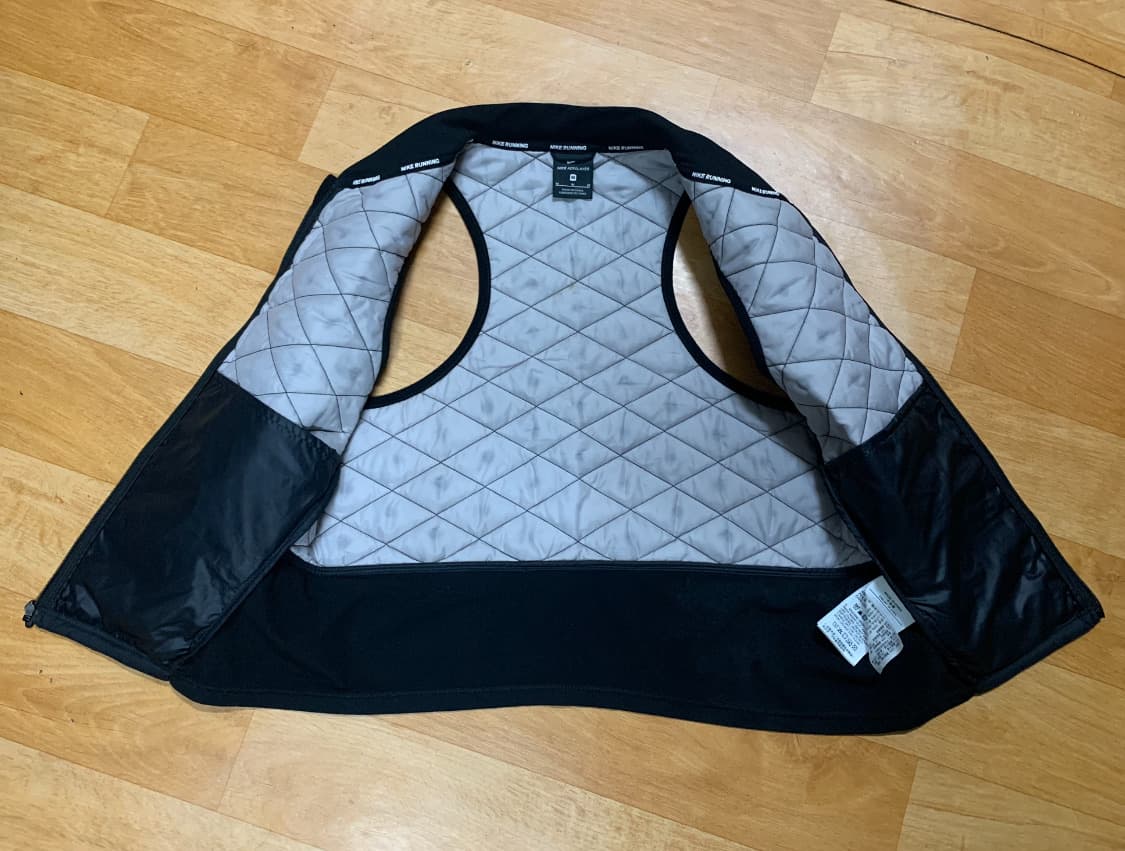 NIKE 나이키 러닝 베스트 에어로레이어 리펠 패커블(M 사이즈) 상품이미지7