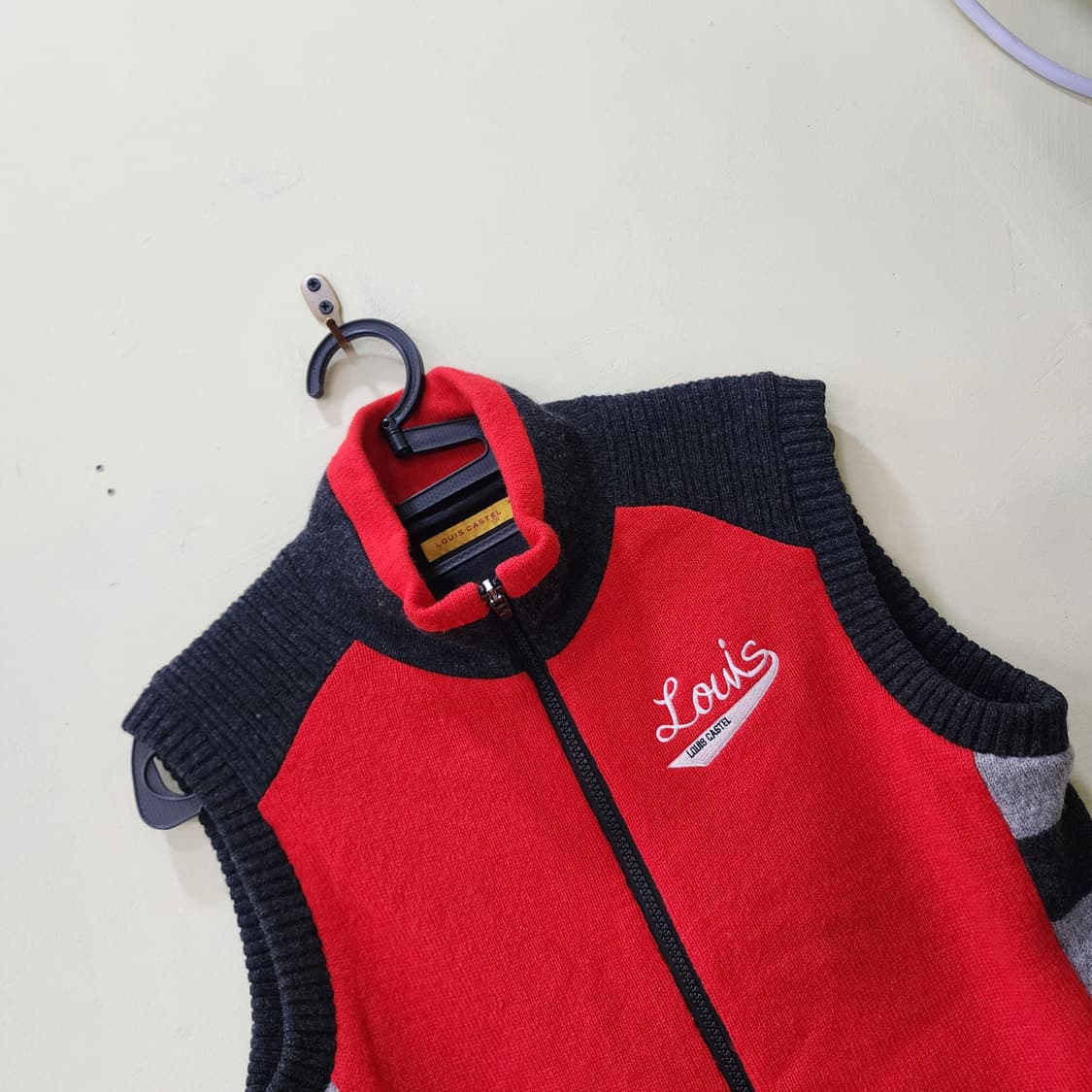 [100] LOUIS CASTEL 울 니트 집업 베스트 (레드) 상품이미지2