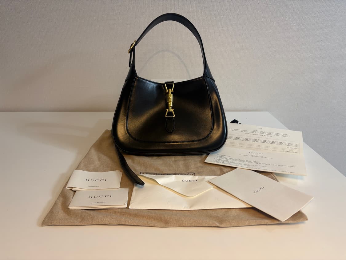 구찌 재키백 1961 스몰 숄더백 (블랙 레더) 상품이미지1