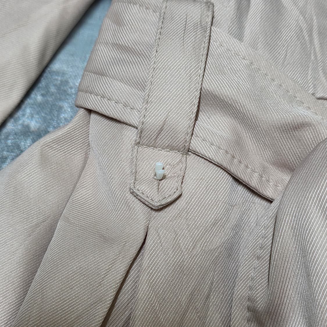 빈티지 라떼갸루 트렌치 코트 일브 리즈리사 히메갸루
엑시즈팜 상품이미지3