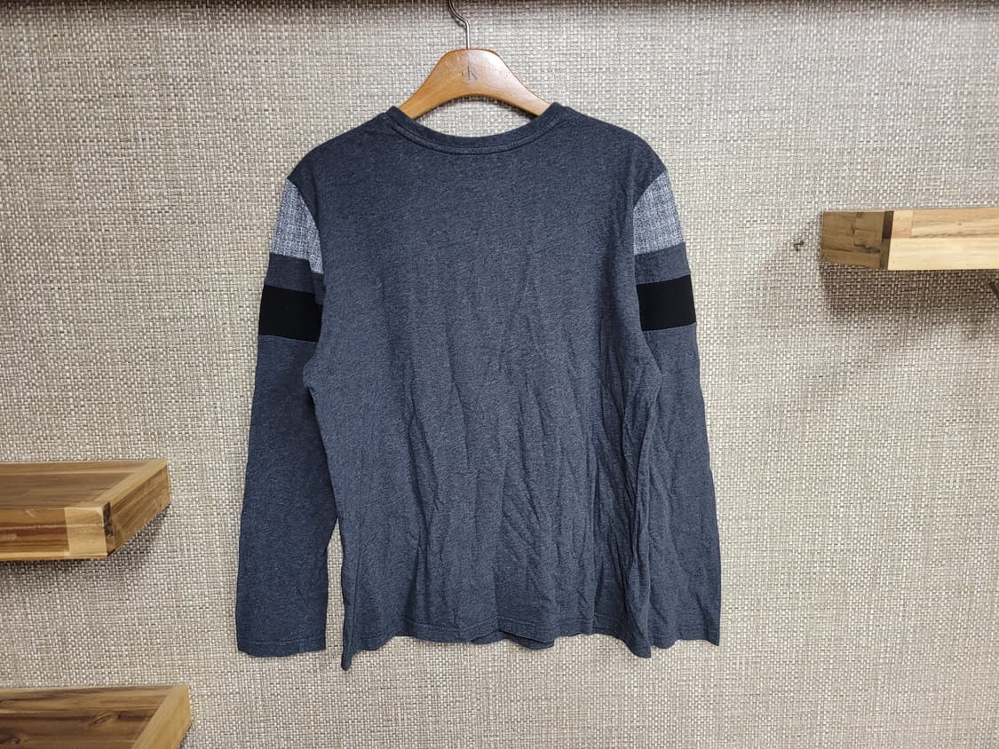 100사이즈 게스 긴팔 티셔츠 상품이미지3