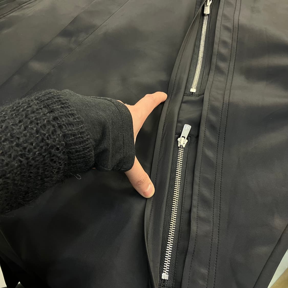 파프롬왓 블랙 나일론 써클 코트 2size (택O) 상품이미지6