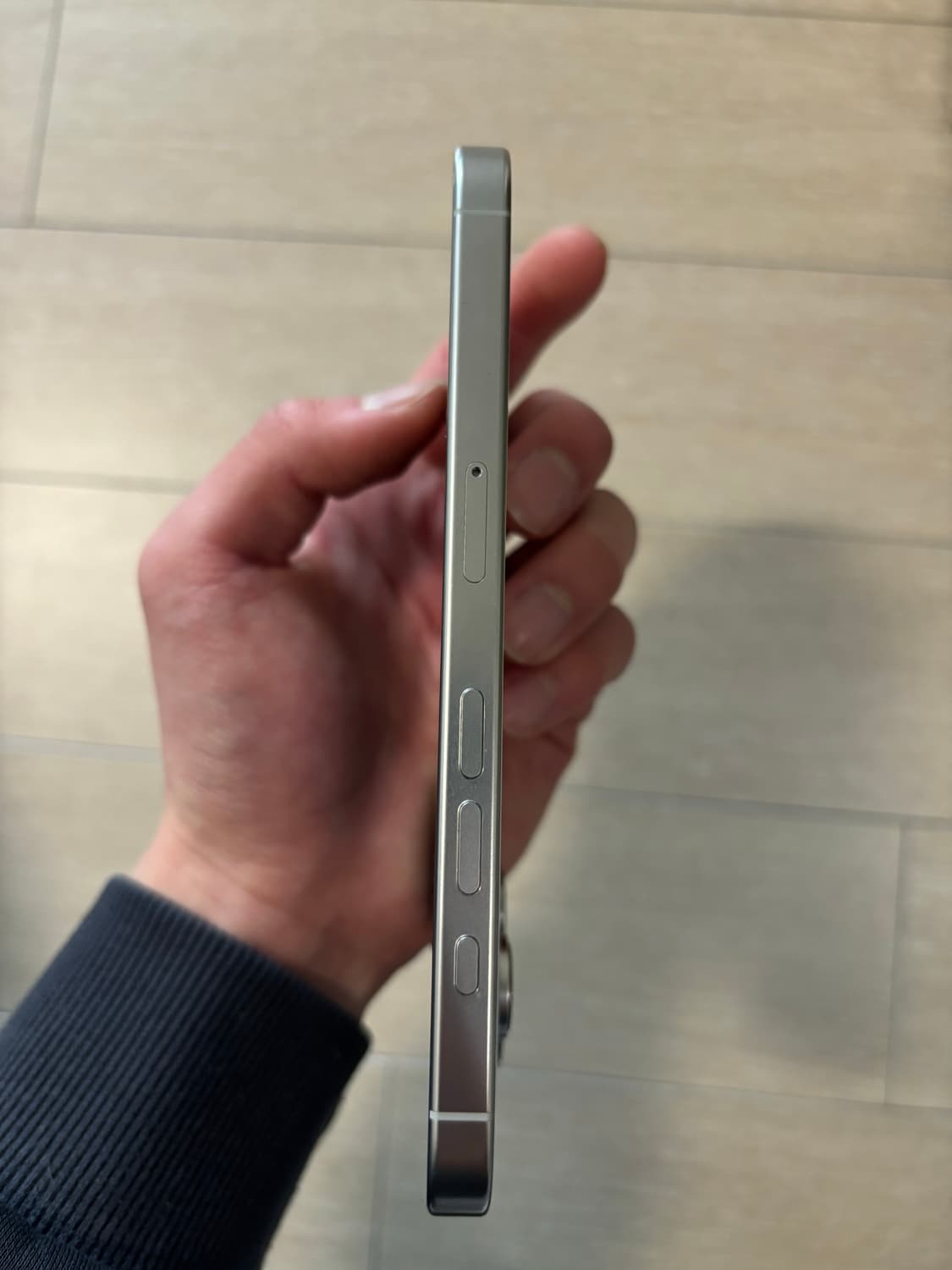 아이폰16프로 512 상품이미지3