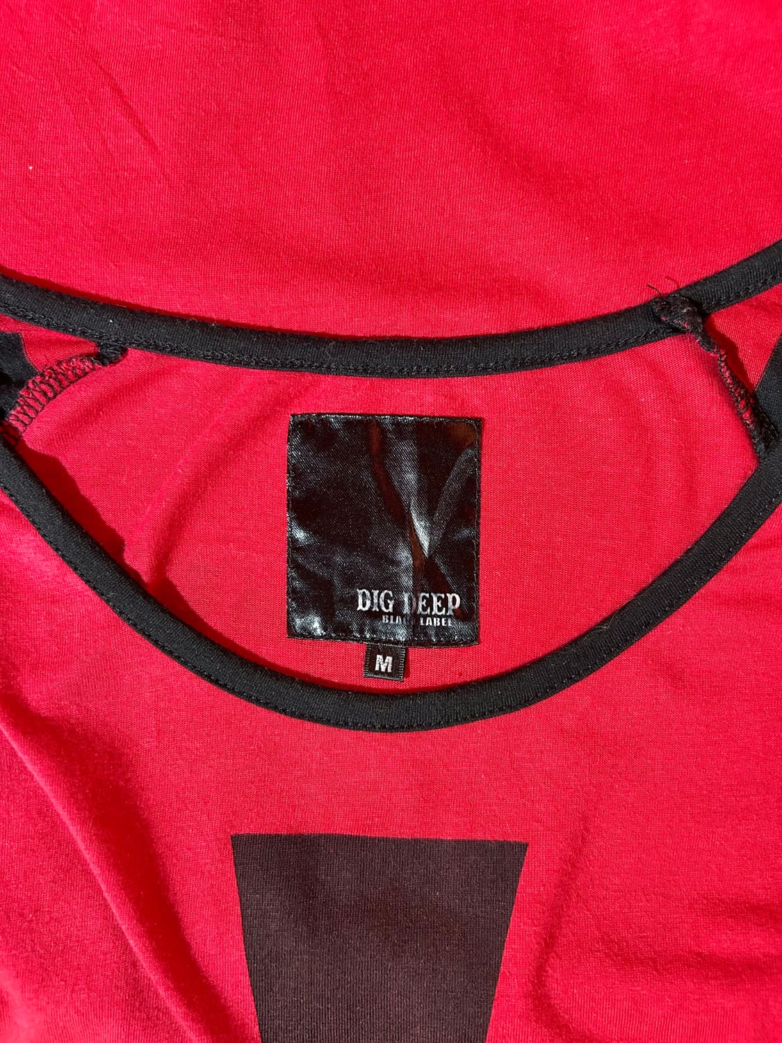 dig deep T-shirt 디그 딥 스트라이프 디테일 반팔 상품이미지3