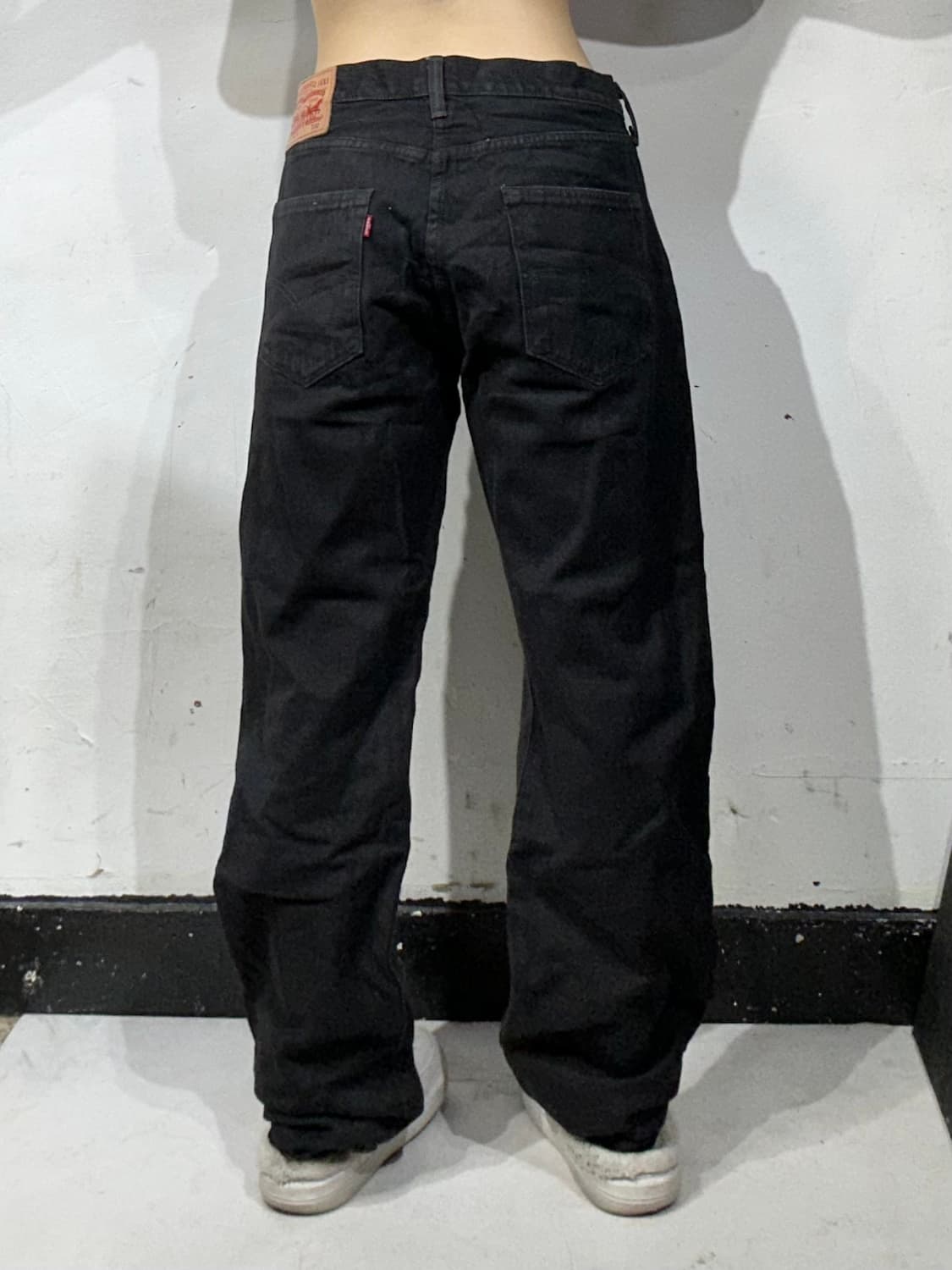 리바이스 501 흑청 와이드 데님 팬츠 34 상품이미지3