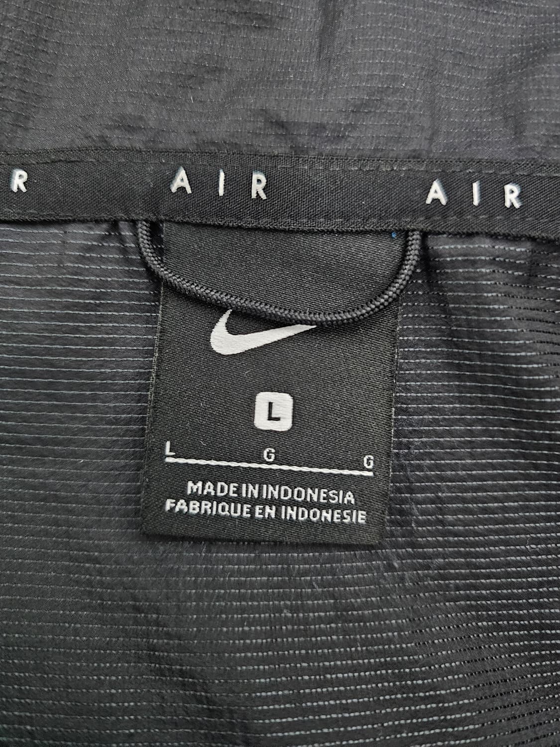 나이키 에어 여성 러닝 바람막이 L 상품이미지3