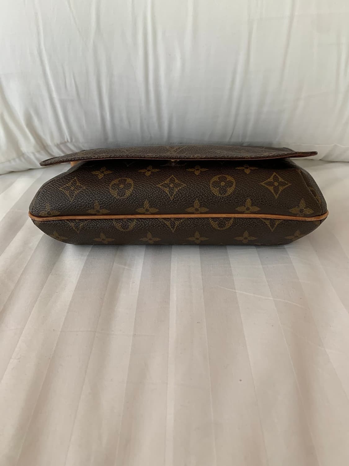 루이비통 뮤젯탱고 숄더백 상품이미지7