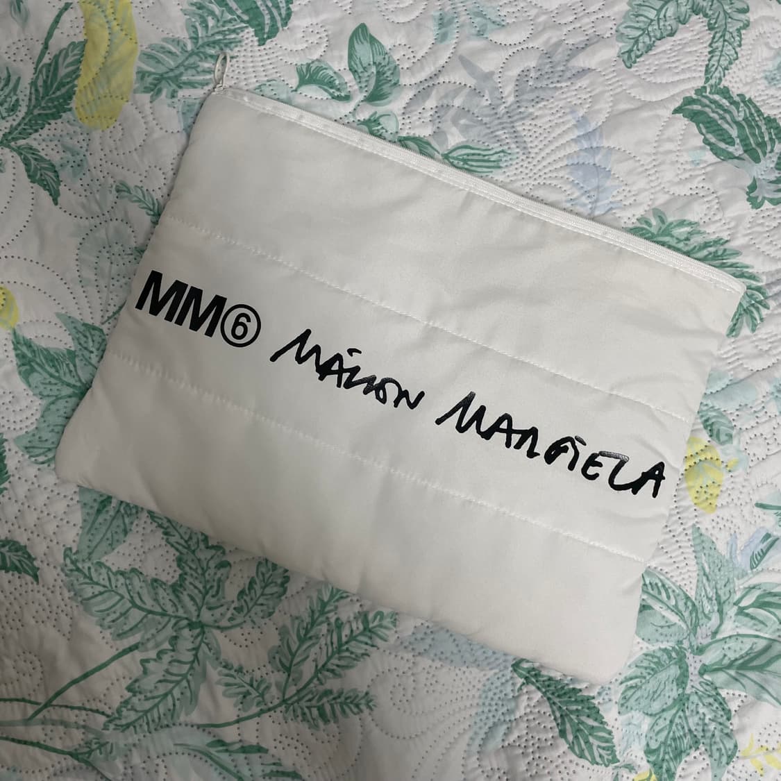 MM6 메종 마르지엘라 패딩 파우치 SPUR 상품이미지4