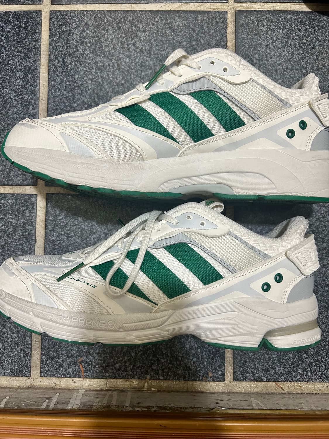 아디다스 스피리테인 2000  상품이미지2