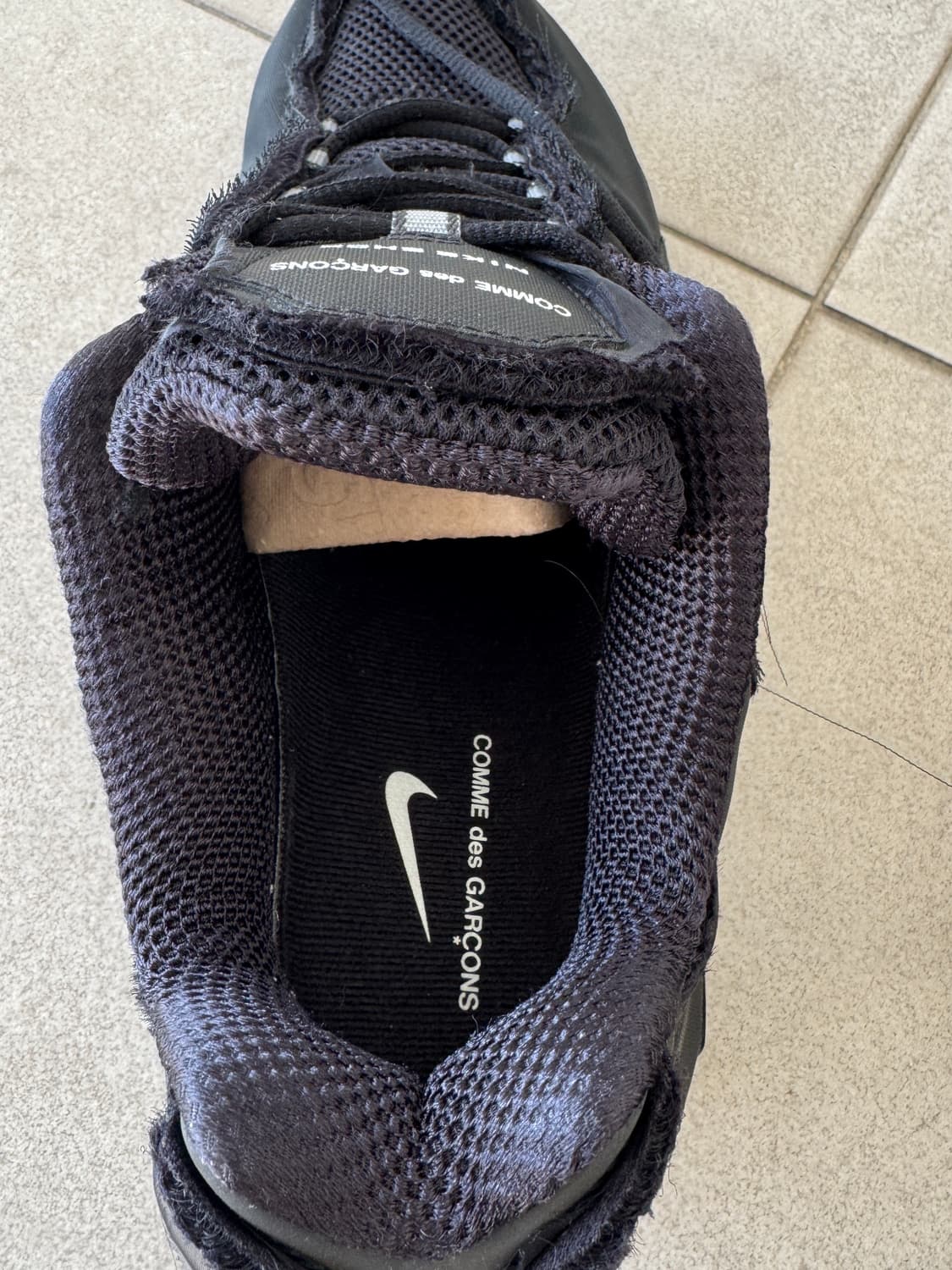 꼼데가르송 나이키 샥스 상품이미지4