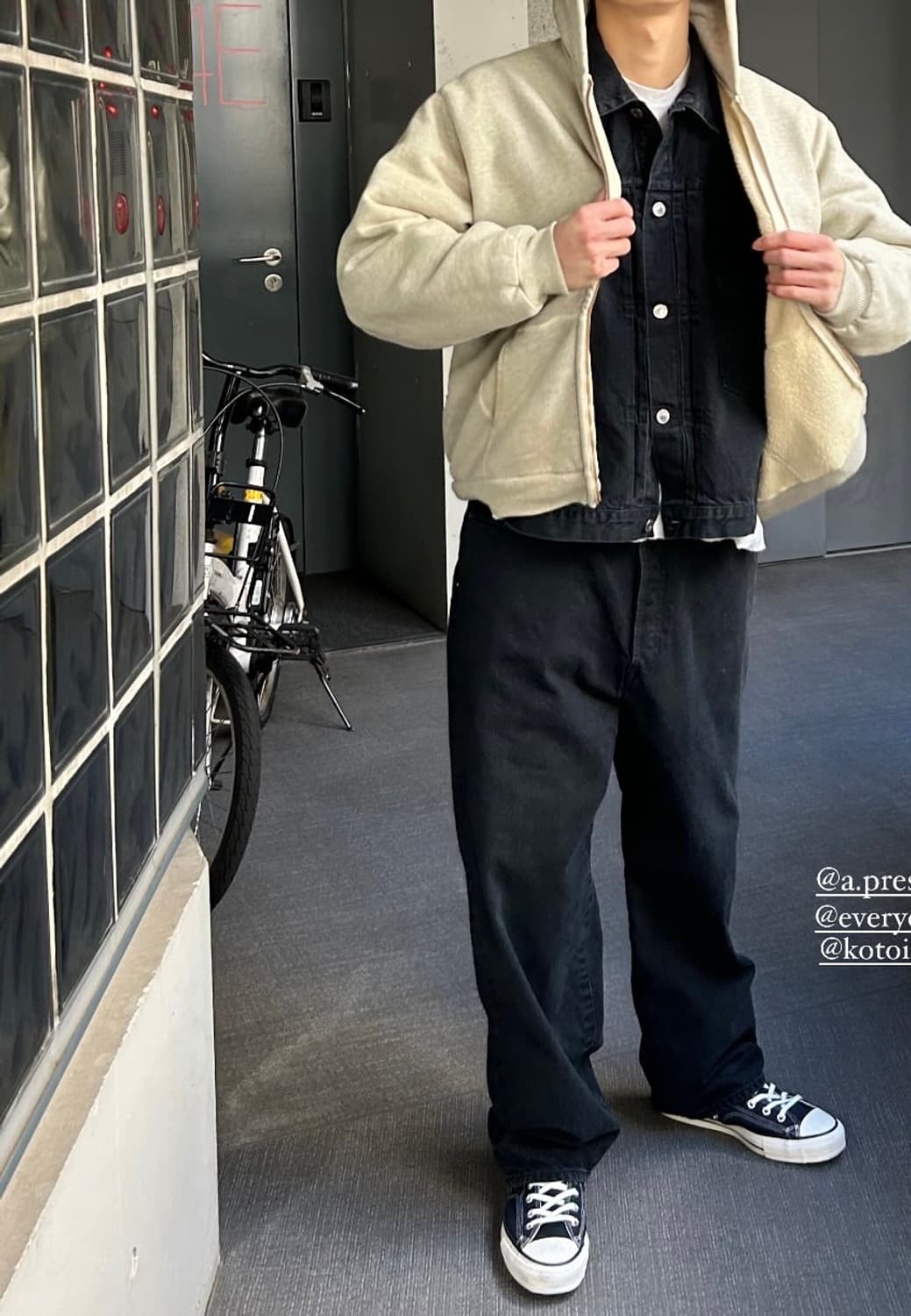 에브리원 x 아프레쎄 Baggy Denim Pants (BLACK) 상품이미지6