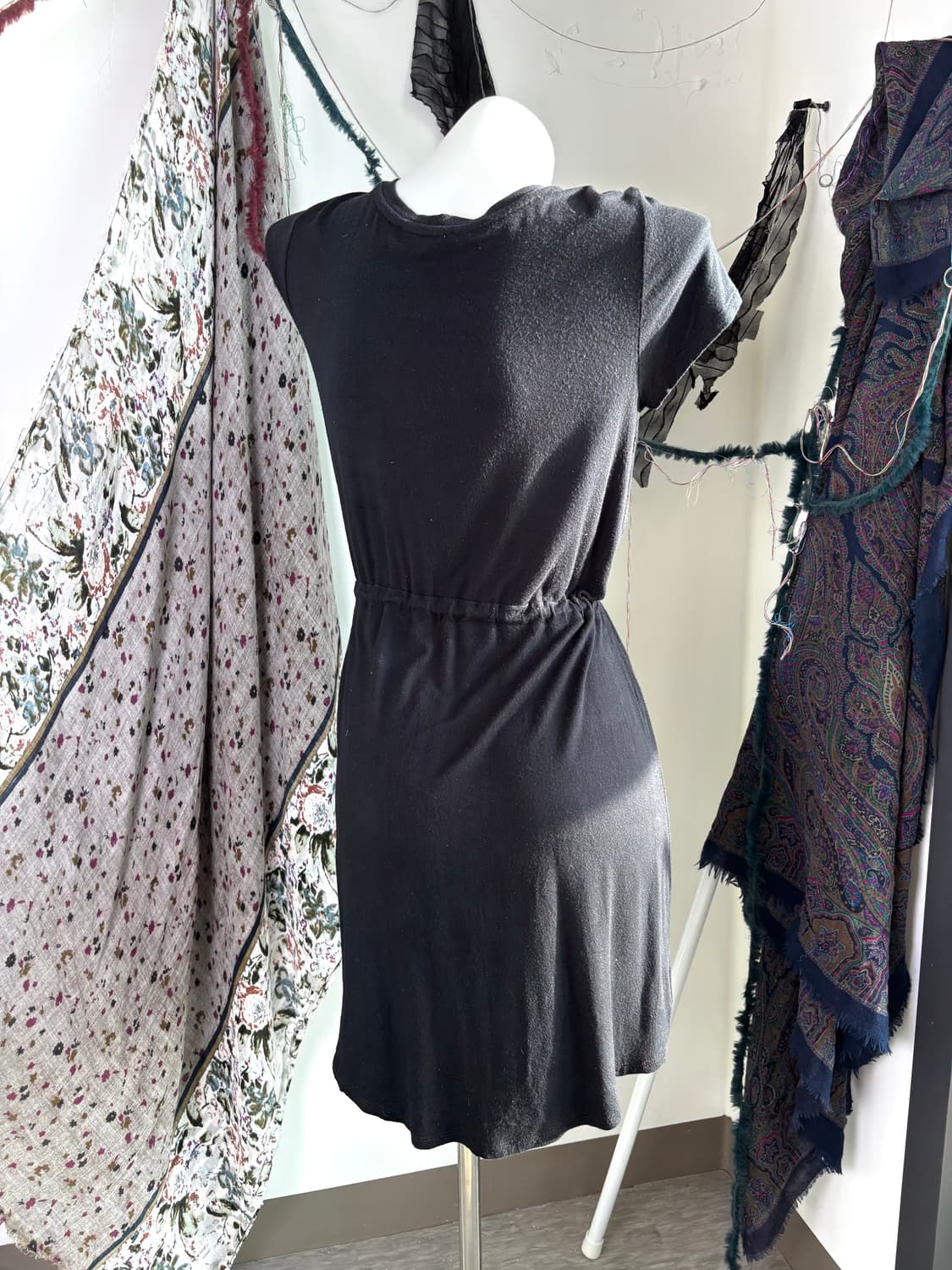 스트링 실루엣 원피스 상품이미지2