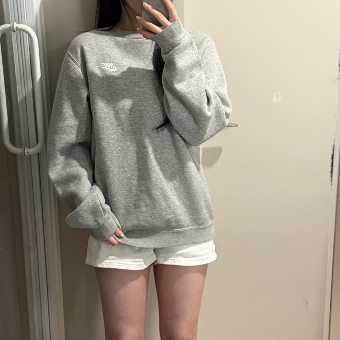 나이키 맨투맨 상품이미지1