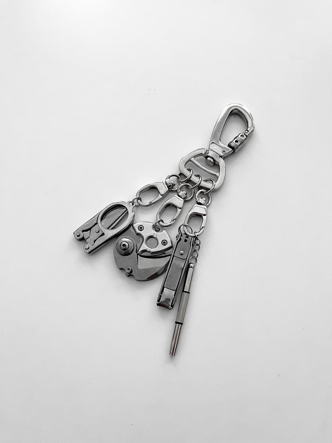 𝐓𝐑𝐈𝐍𝐈𝐓𝐘 𝐂𝐀𝐑𝐀𝐁𝐈𝐍𝐄𝐑🔗 키링 상품이미지3