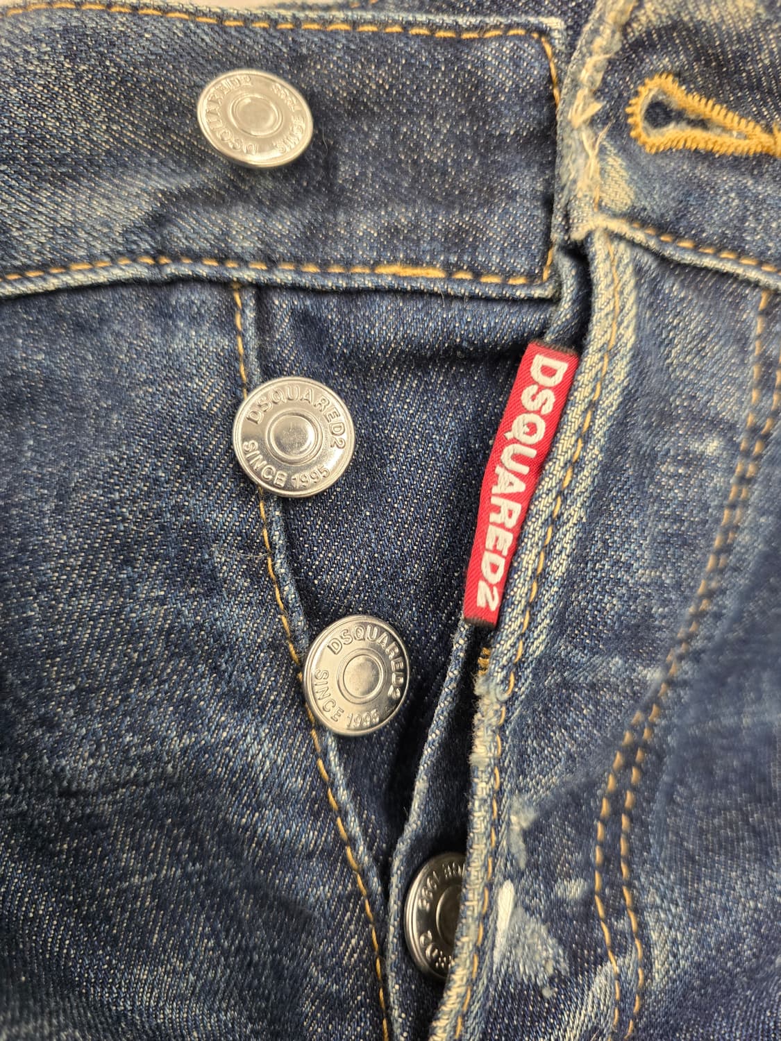 (정품) 디스퀘어드2 콜마이너2 디스뎃뎀
바이커핏.   싸이즈 30   상품이미지9