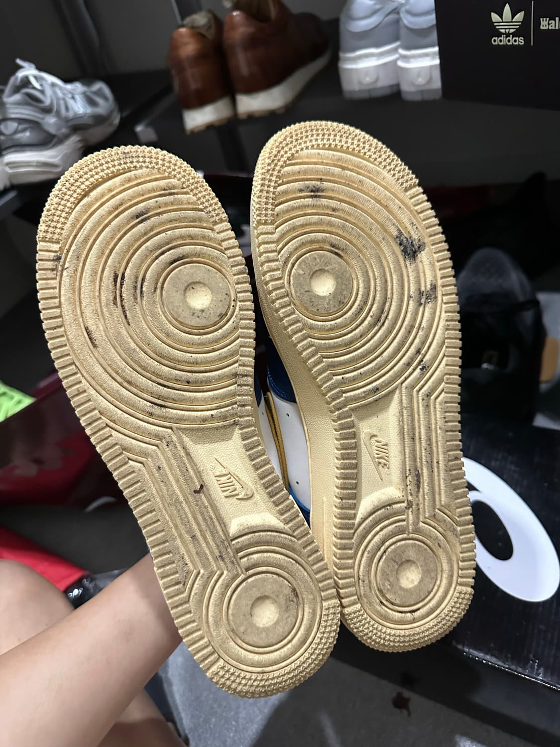 Nike x Undefeated Air Force 1 Low SP 5 O 상품이미지3