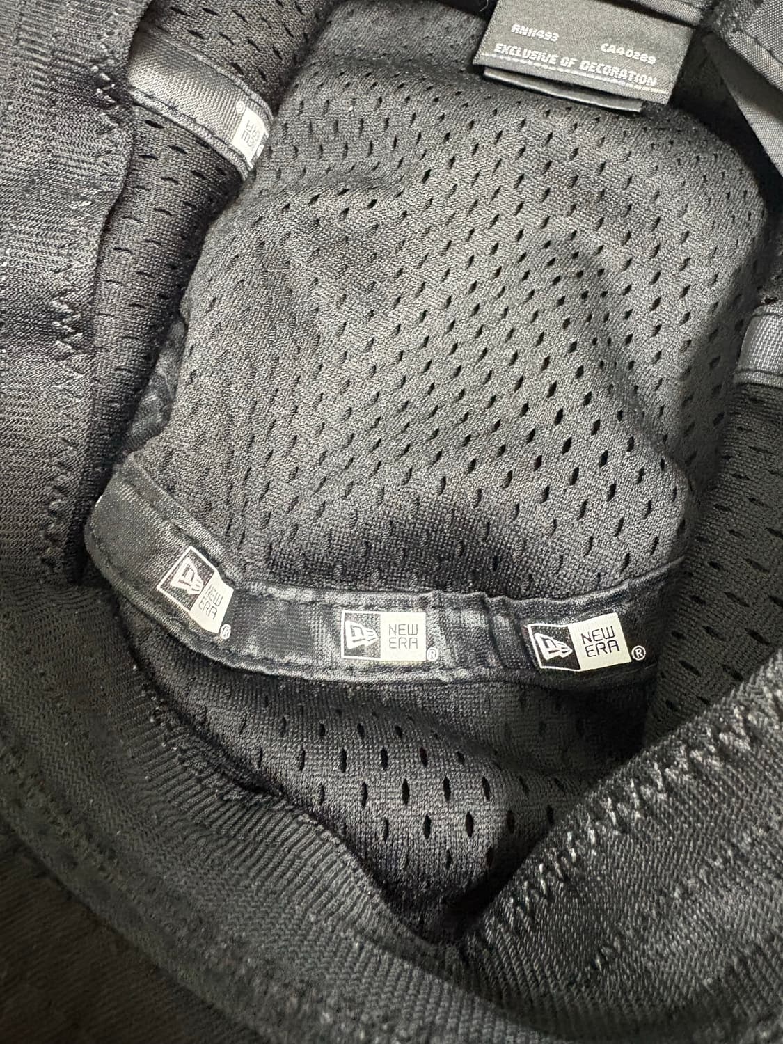 요지 야마모토 X 뉴에라 콜라보 버킷햇 상품이미지10