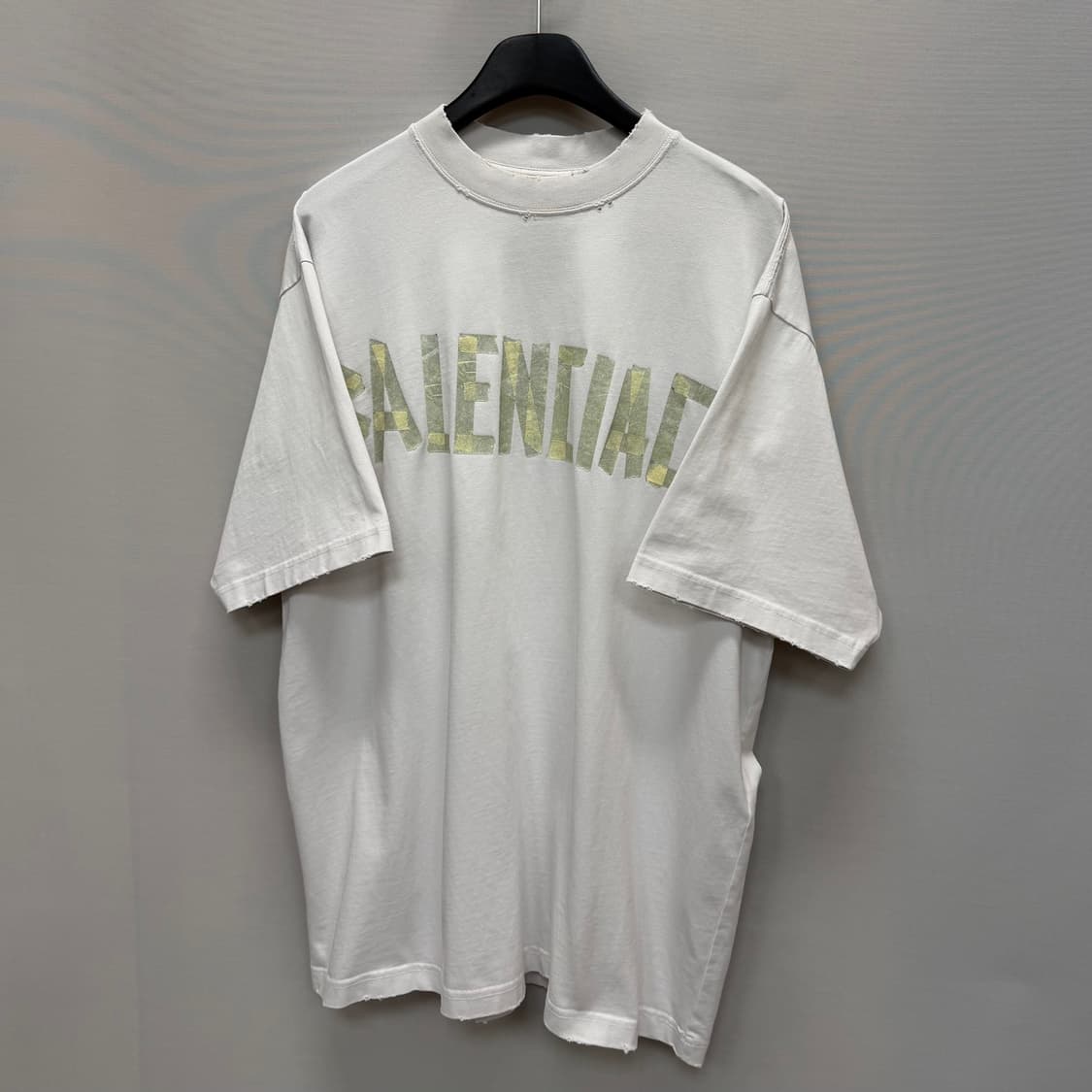 발렌시아가 테이핑 로고 빈티지 반팔티 ( 110 ) 상품이미지3