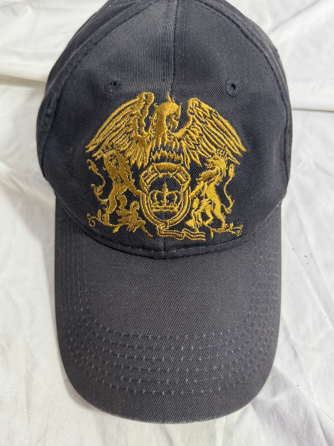 퀸 록 밴드 크레스트 로고 자수 볼캡 상품이미지2