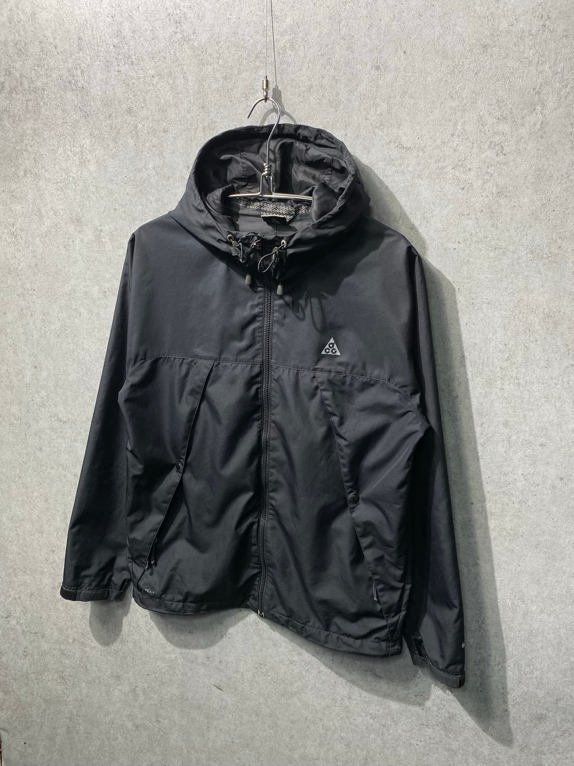 [L] Nike ACG 윈드브레이커 상품이미지1