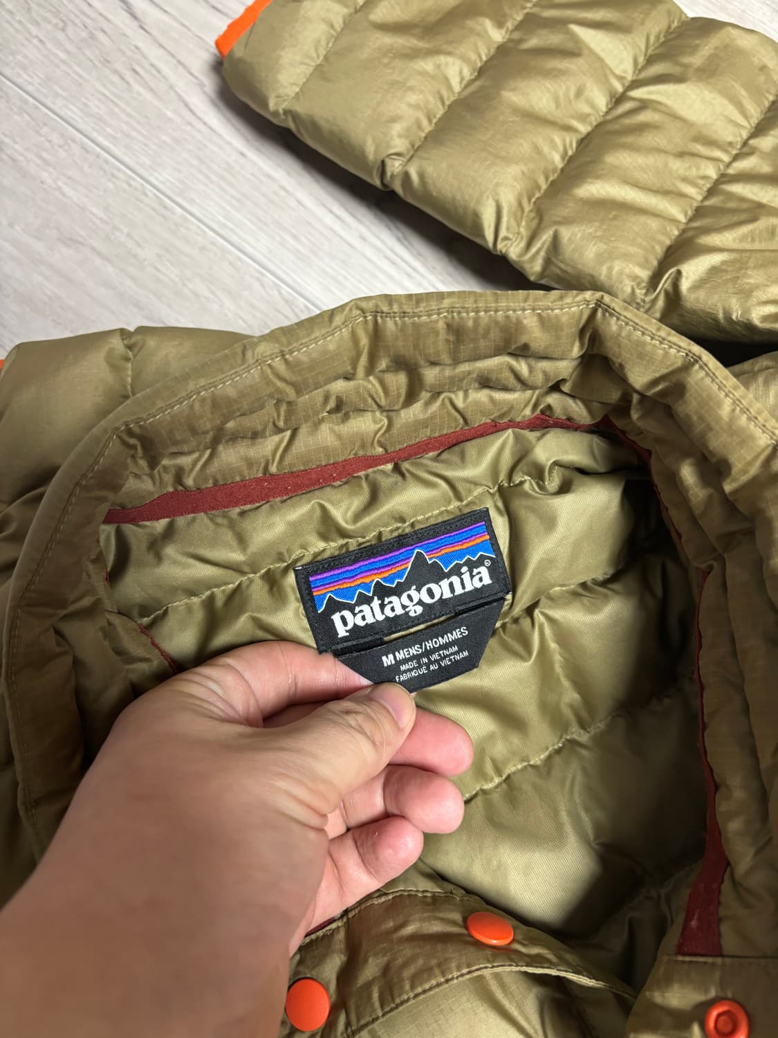 [m/하자] 파타고니아 다운 스냅티 상품이미지10