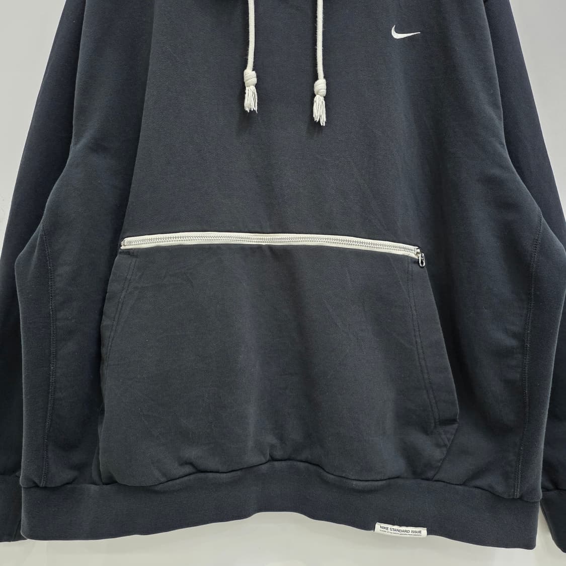 나이키 스탠다드 이슈 드라이핏 풀오버 후디티셔츠 상품이미지3