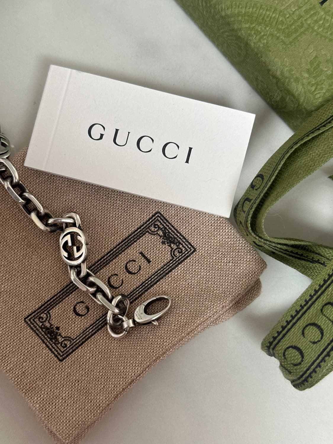 구찌 인터로킹 팔찌 여성사이즈 16 상품이미지3