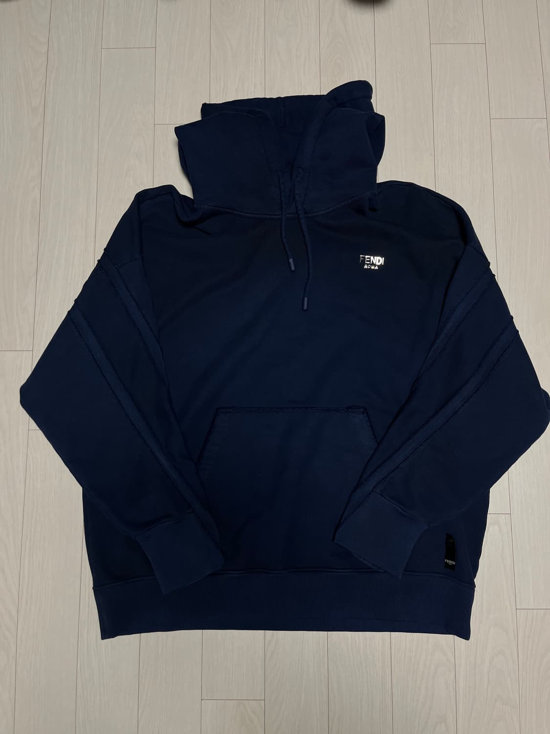 펜디 로고 그라데이션 후드티 상품이미지1