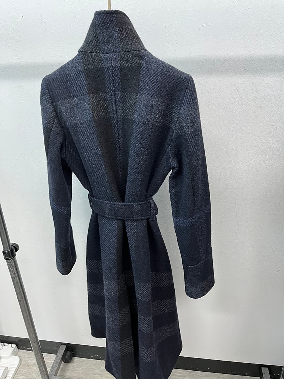 여) 버버리 네이비 체크 울코트  상품이미지7