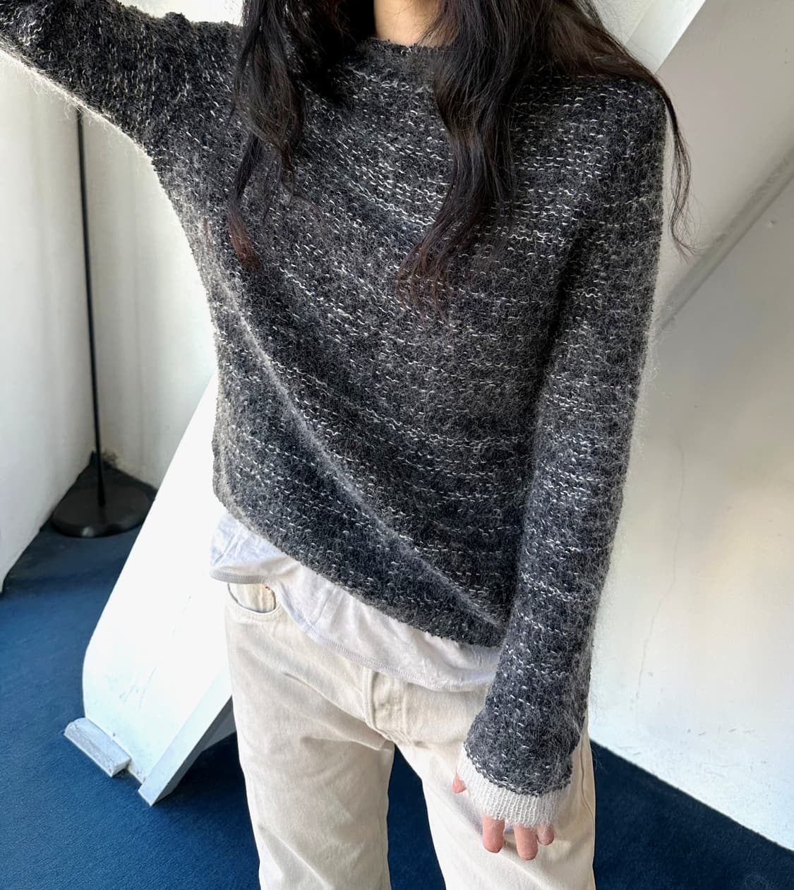 Brushed fabric design neck knit 상품이미지7