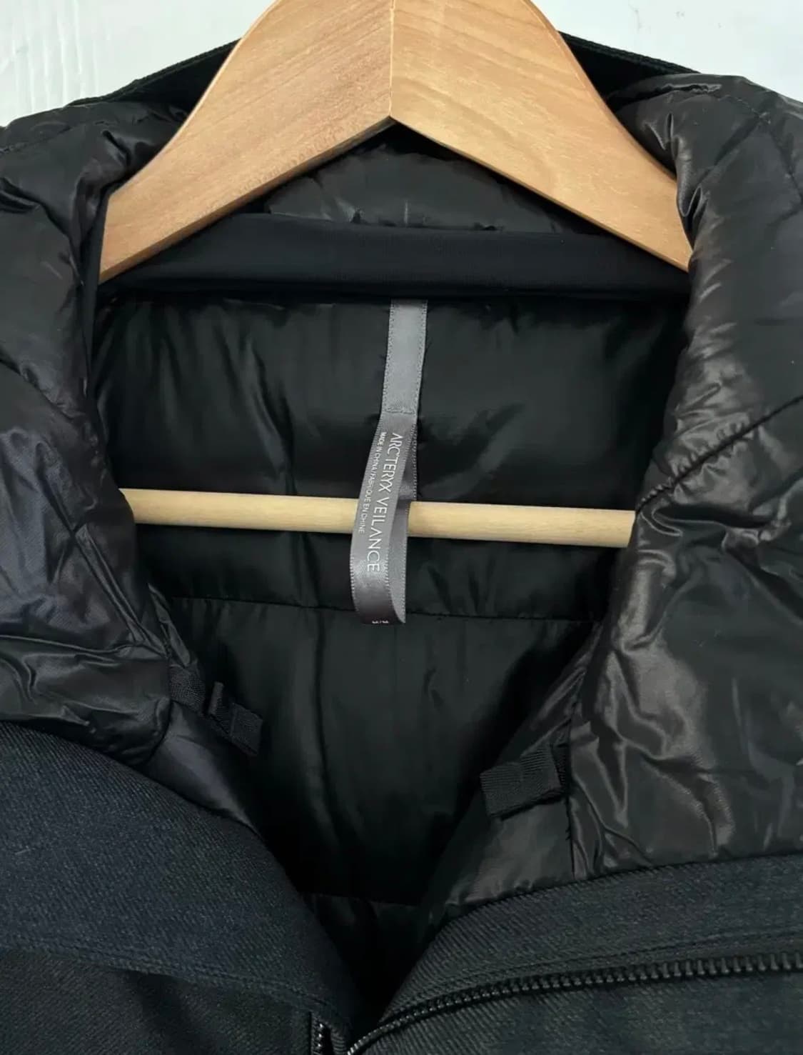 아크테릭스 베일런스 Monitor Down TW 패딩 상품이미지10