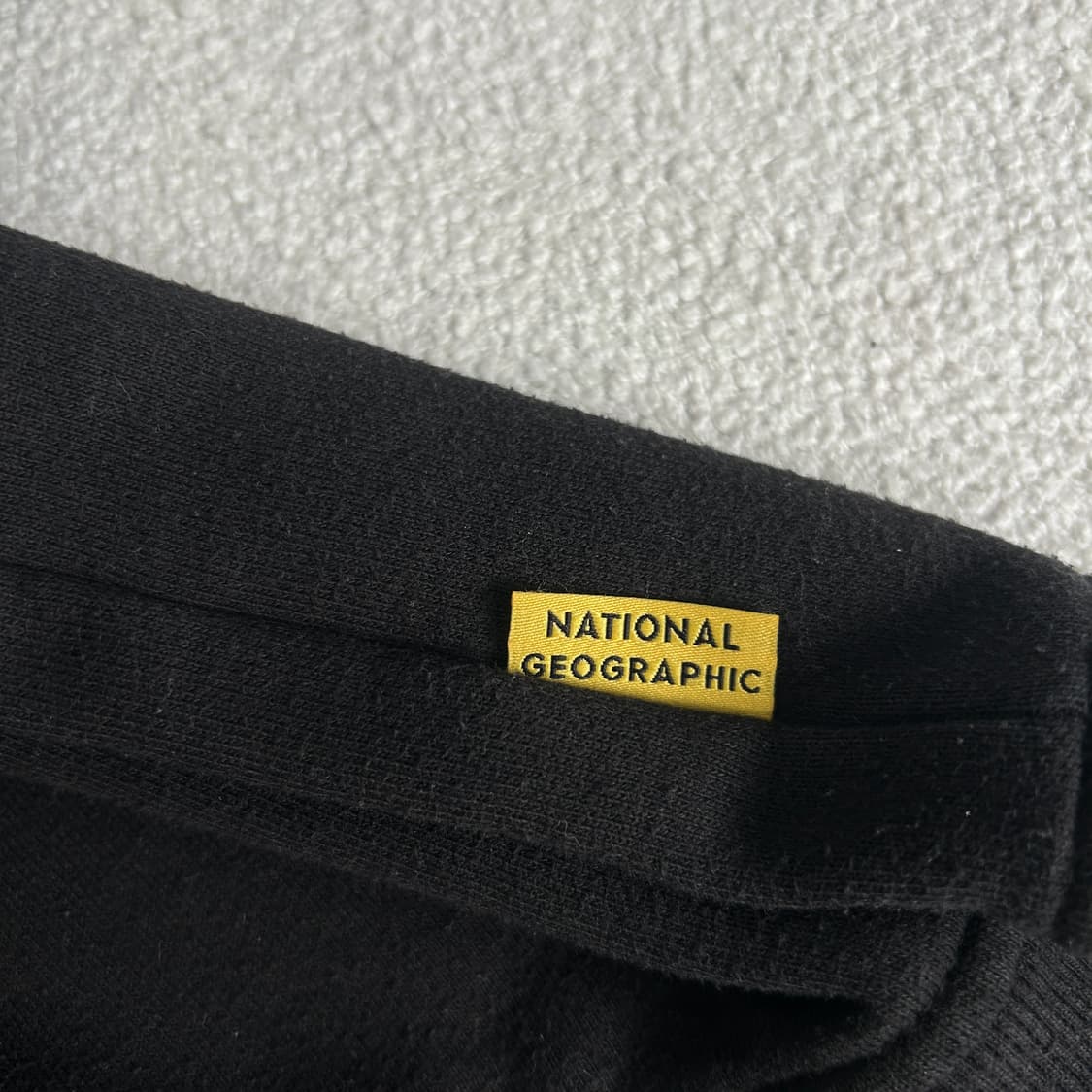 내셔널지오그래픽 검정 맨투맨 티셔츠 XL 상품이미지4