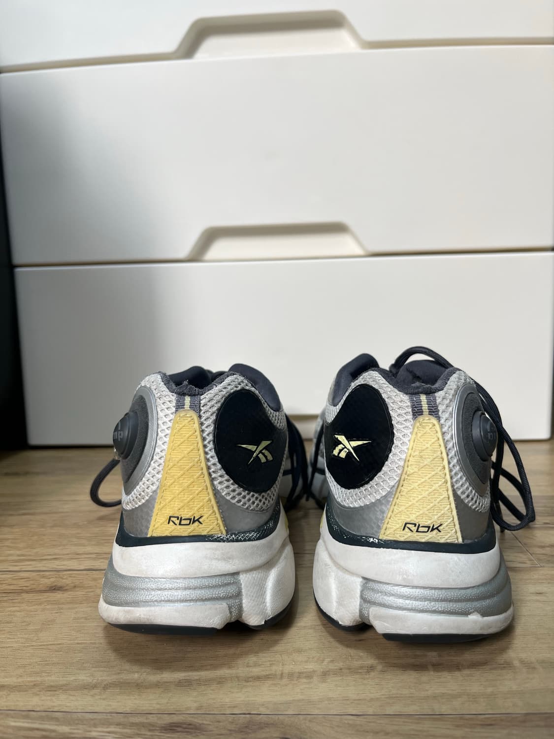 리복X라이풀 RBK 프리미어 펌프 패리스(GX0057) 270 사이즈 상품이미지2