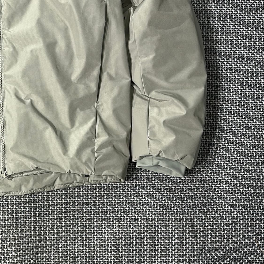 (새상품) 스톤소프트 경량 후드 패딩 점퍼 상품이미지6