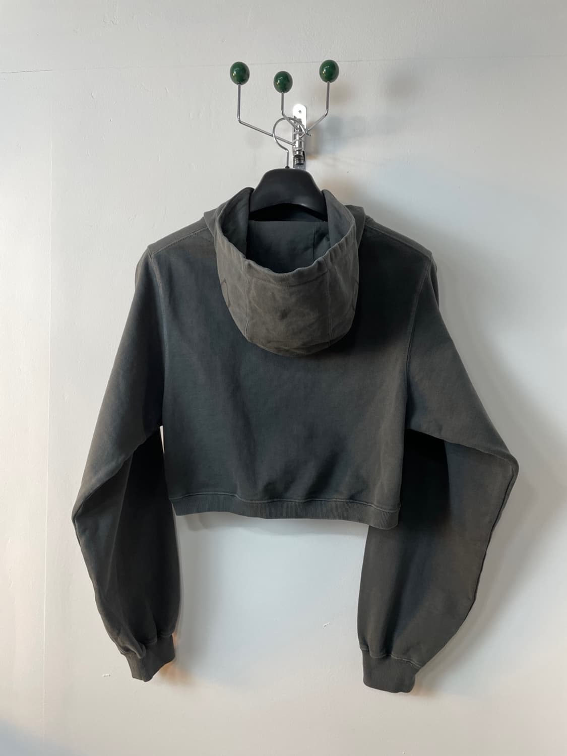 미스치프 사이드 버튼 업 크롭 후드 상품이미지3