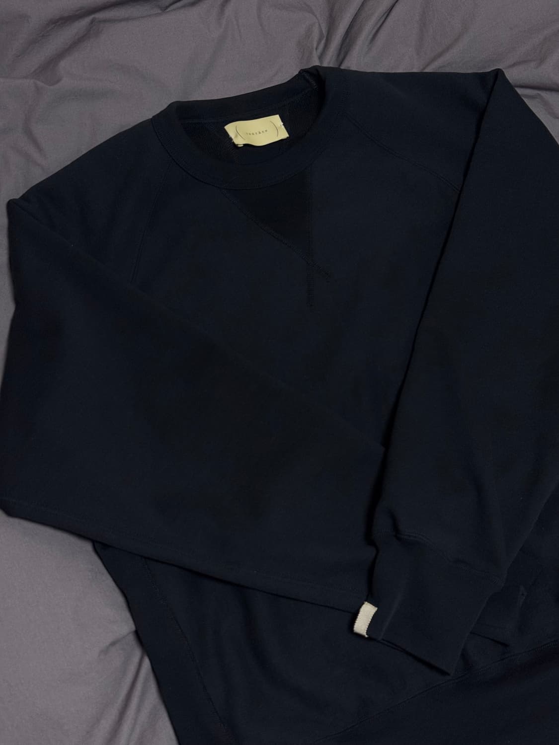 [48] 칸타테 (cantate) FLUFFY CREW NECK 블랙 상품이미지3