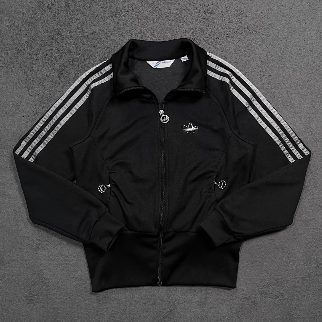 아디다스 블랙실버 빅로고 큐빅져지 상품이미지1