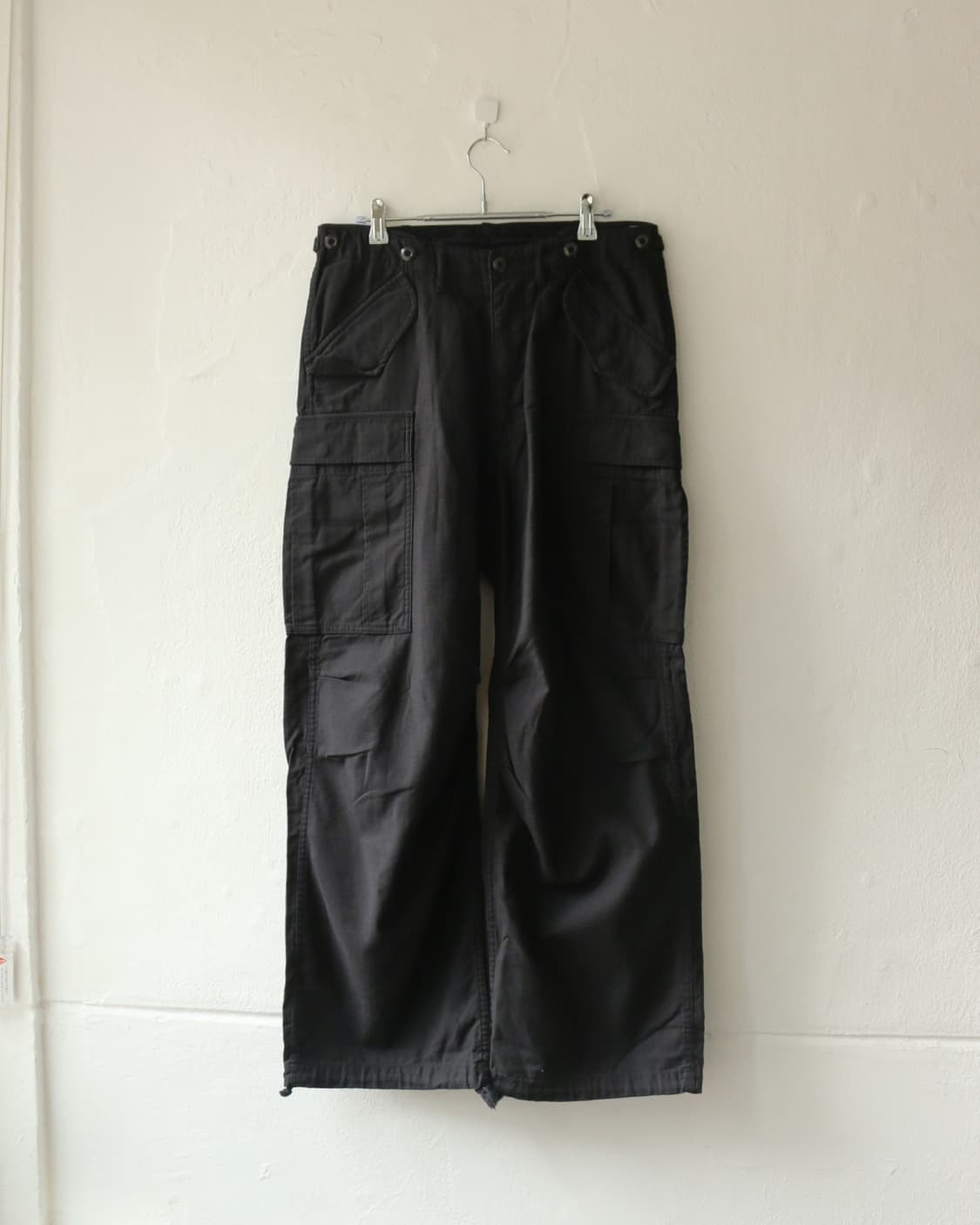 어태치먼트 블랙 카고 팬츠 상품이미지4