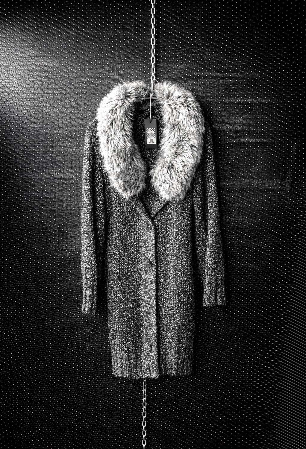 LURE 마블 퍼 롱가디건 상품이미지1