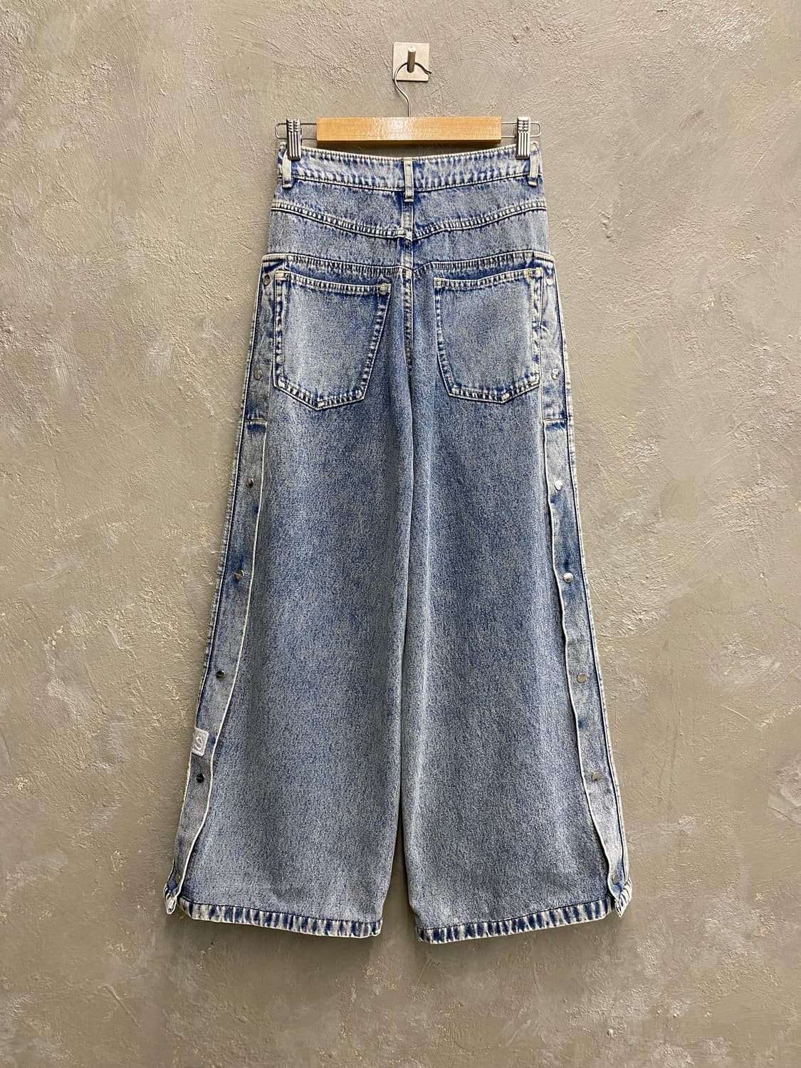 [XS] ADIDAS 아디다스 아디브레이크 데님 와이드 팬츠 상품이미지4